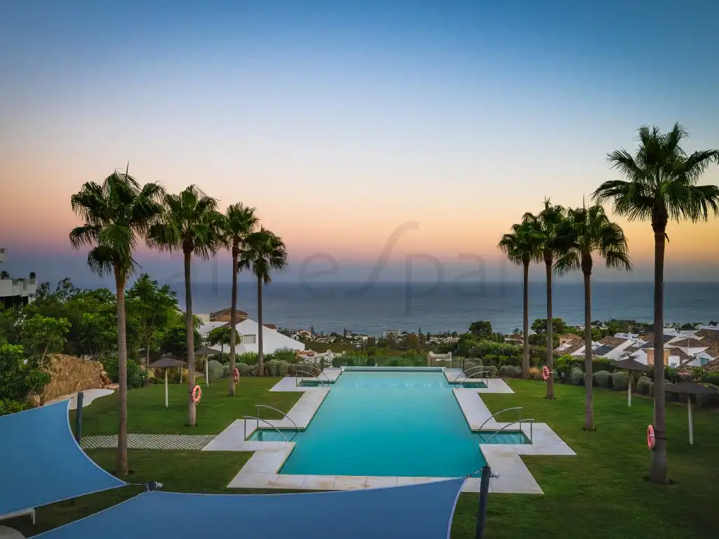 Piscina de Casa o chalet en venta en Benalmádena