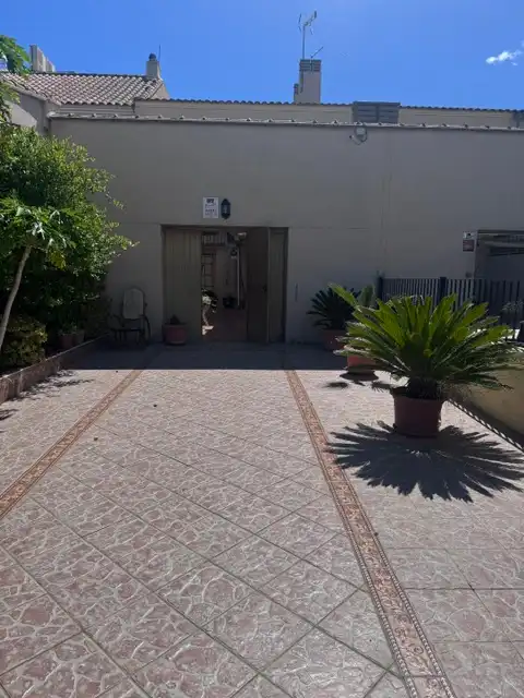 Casa adosada en venta en Valencia con Aire acondicionado, Terraza y Trastero