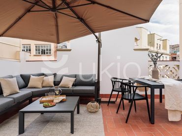 Apartment with lift to rent in Carrer de Lepant
