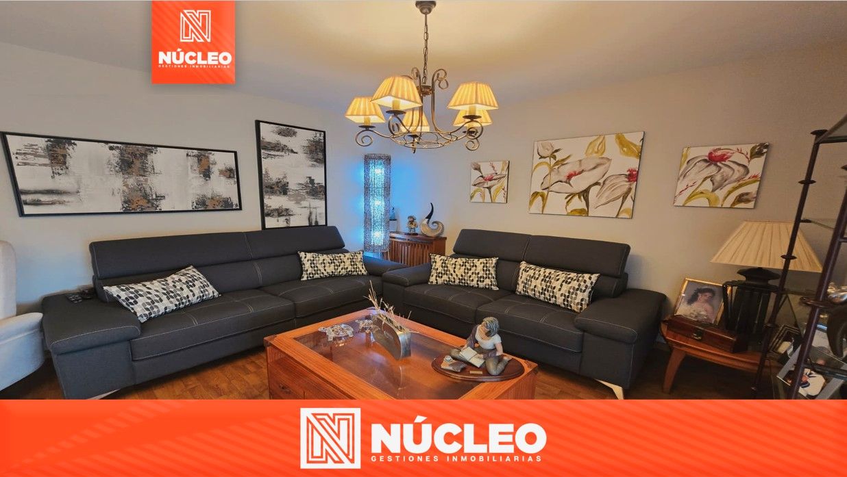 Sala de estar de Piso en venta en Salou con Aire acondicionado, Calefacción y Parquet