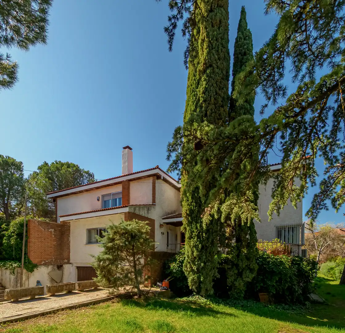 Vista exterior de Casa o chalet en venta en Boadilla del Monte con Calefacción, Jardín privado y Terraza