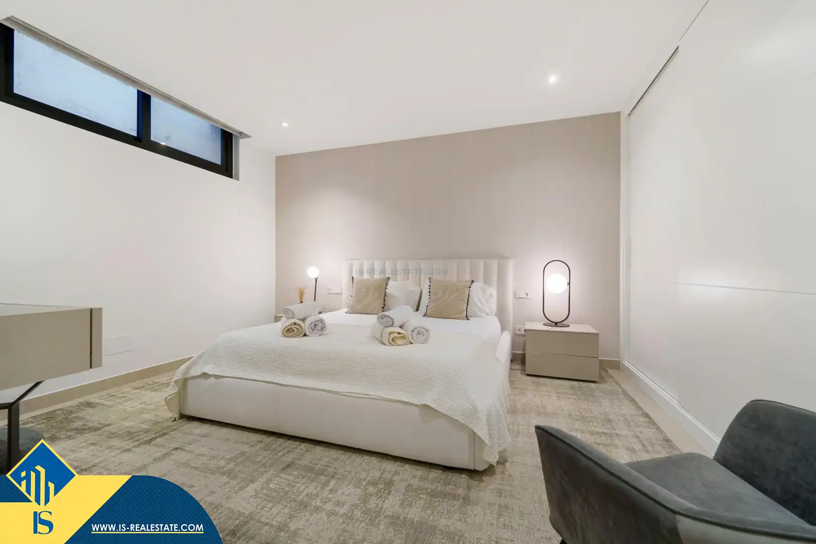 Chalet con piscina en venta en Milla de Oro, imagen 16