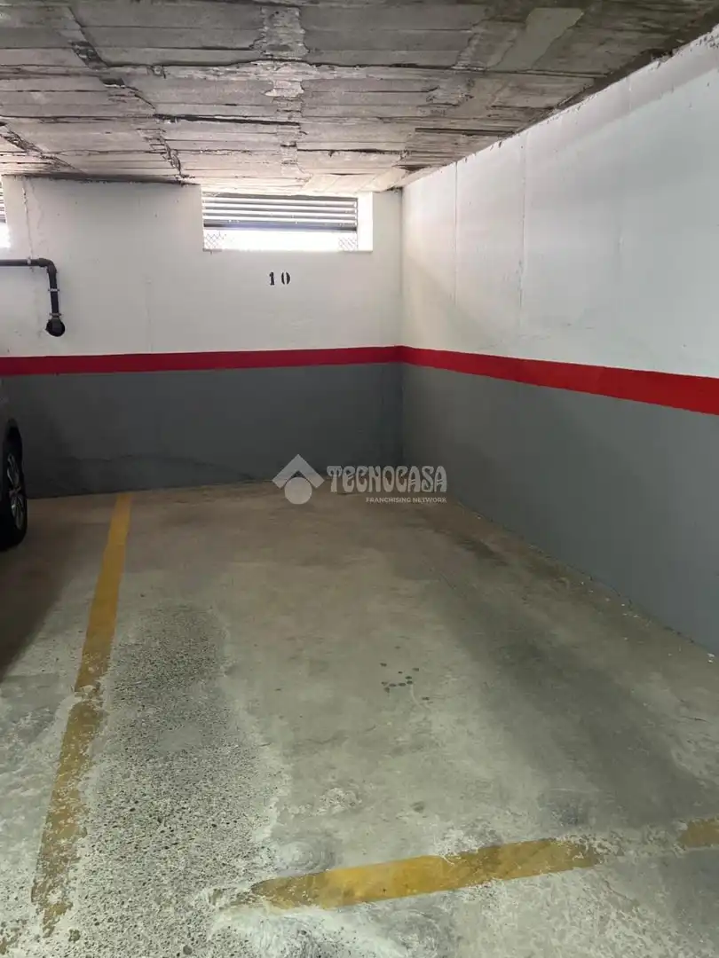 Parking of Flat for sale in Dos Hermanas  with Air Conditioner