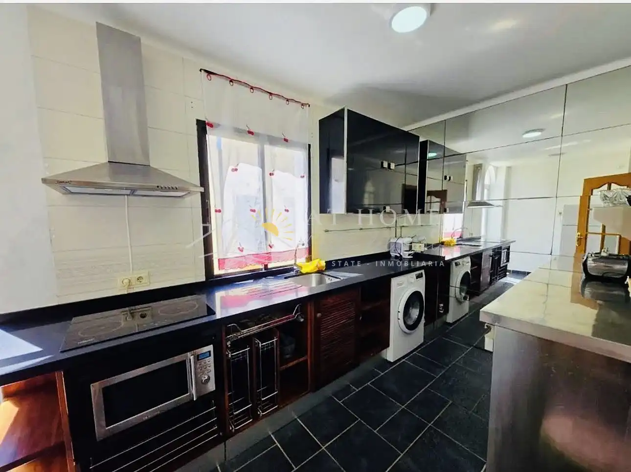 Cocina de Apartamento en venta en Nerja con Terraza y Horno