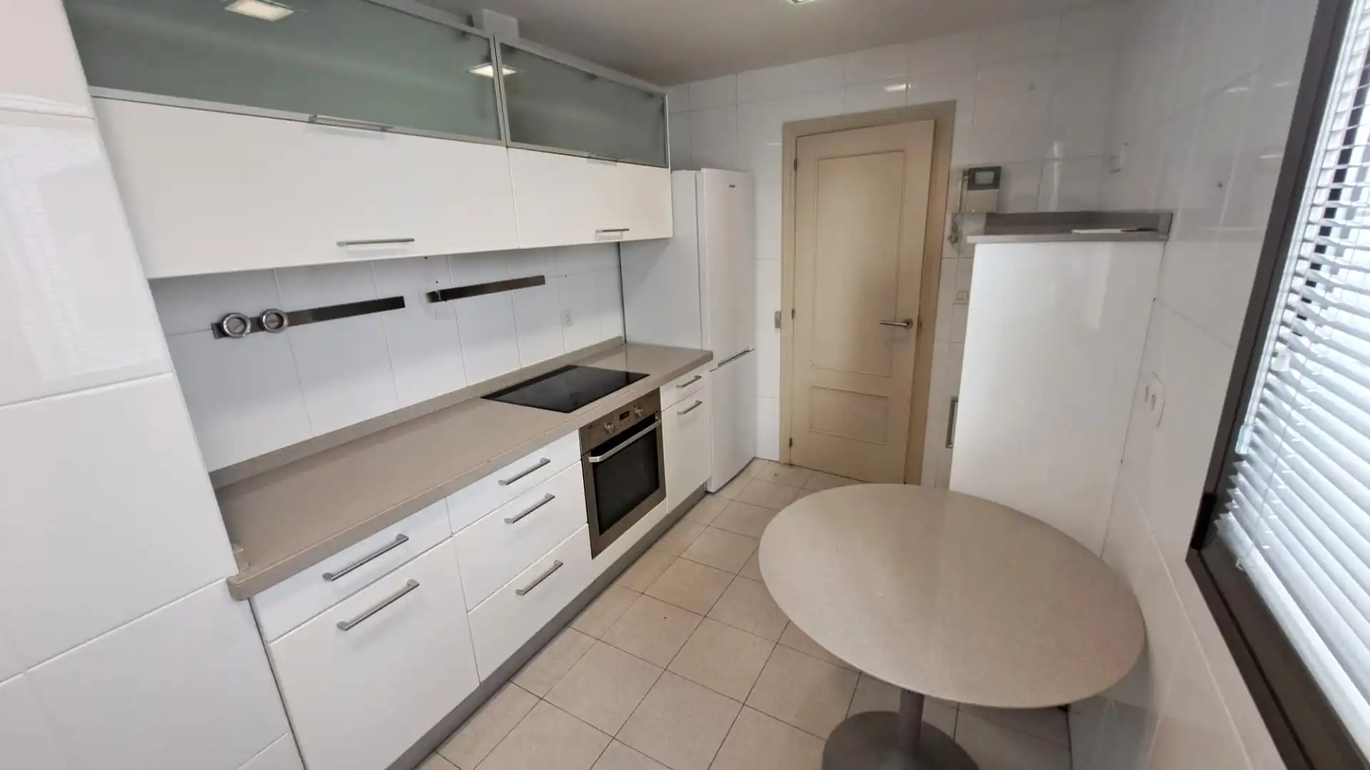 Kitchen of Flat for sale in Bilbao   with Heating, Storage room and Balcony