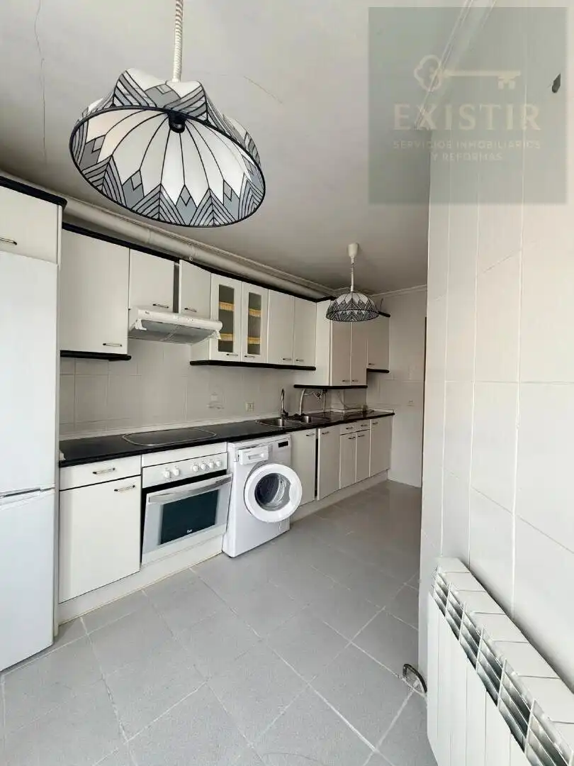 Piso en venta en Ave María