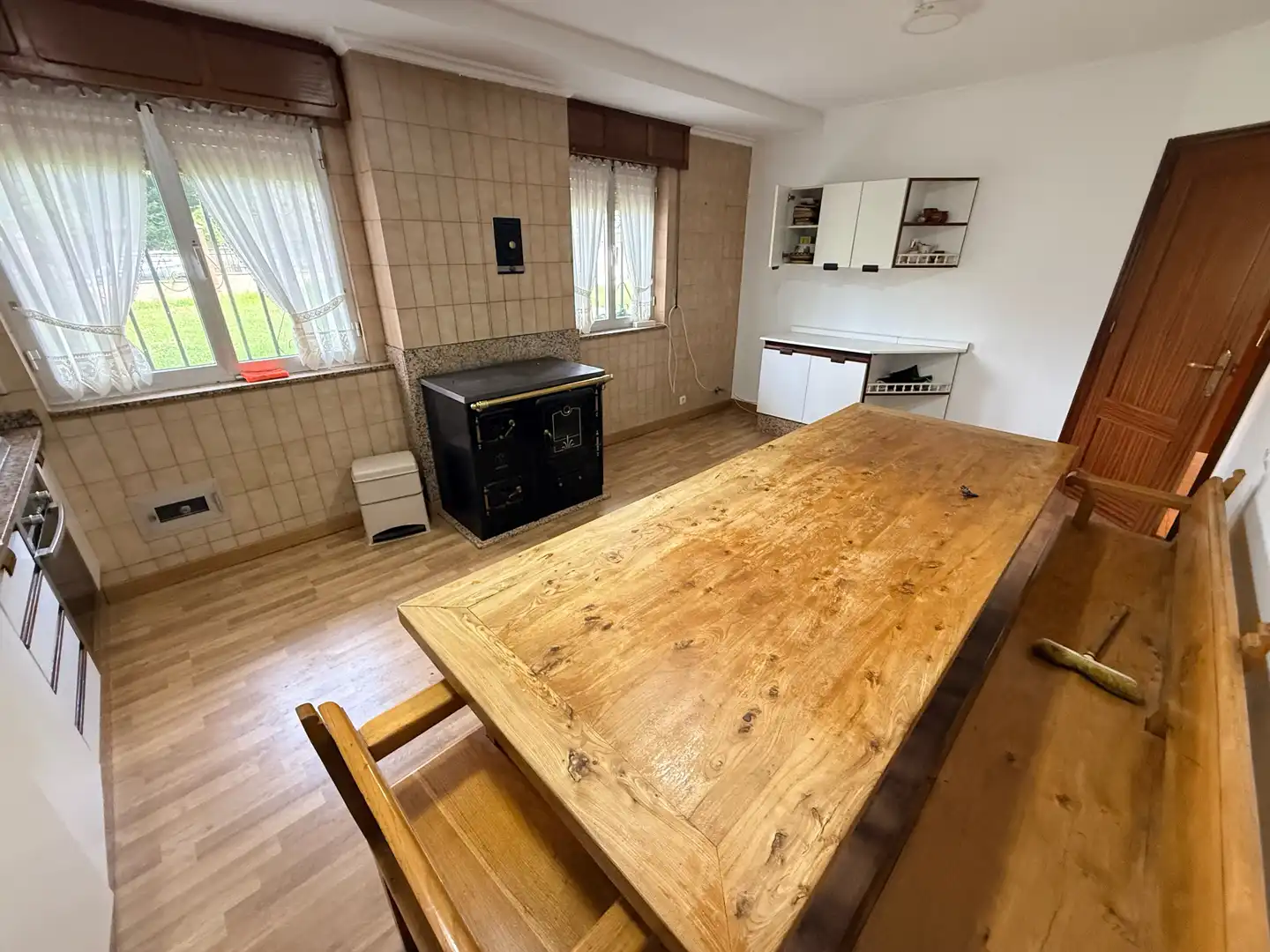 Cocina de Casa o chalet en venta en Soto y Amío con Calefacción, Jardín privado y Parquet