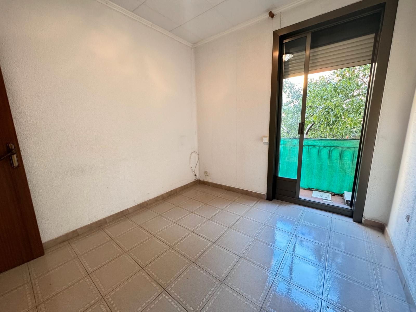 Bedroom of Flat for sale in  Barcelona Capital  with Balcony