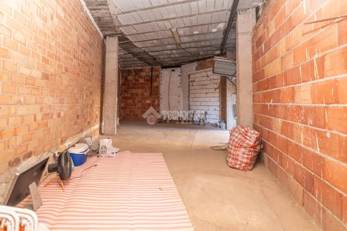 Local comercial en venta en Linarejos, imagen 6