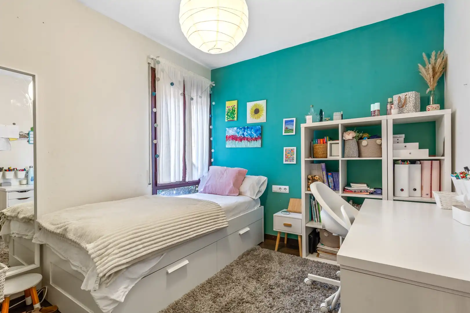 Habitación de Planta baja en venta en Sant Just Desvern con Aire acondicionado, Calefacción y Terraza