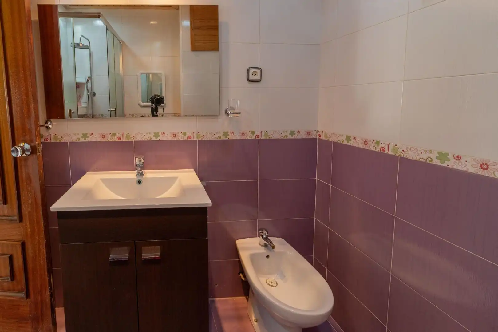 Bathroom of Flat for sale in Málaga  with Furnished