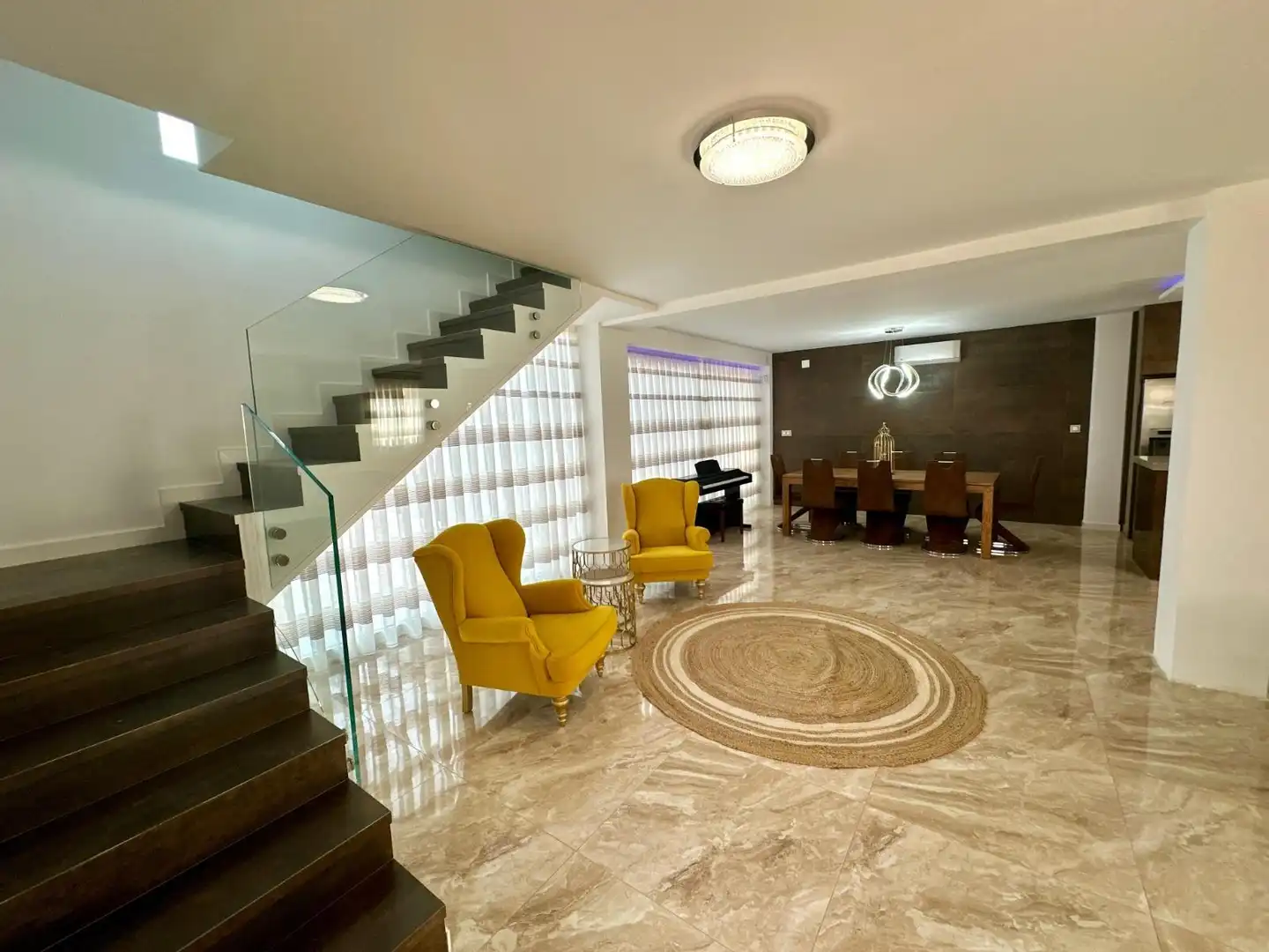 Casa o xalet en venda en Alicante / Alacant amb Aire condicionat, Jardí privat i Terrassa