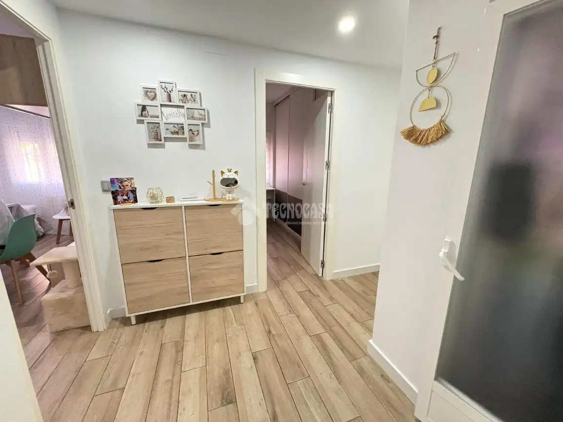 Piso en venta en Peñamefecit - Avda Barcelona, imagen 2