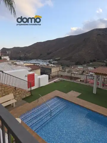 Vista exterior de Piso en venta en Albuñol con Aire acondicionado, Parquet y Terraza