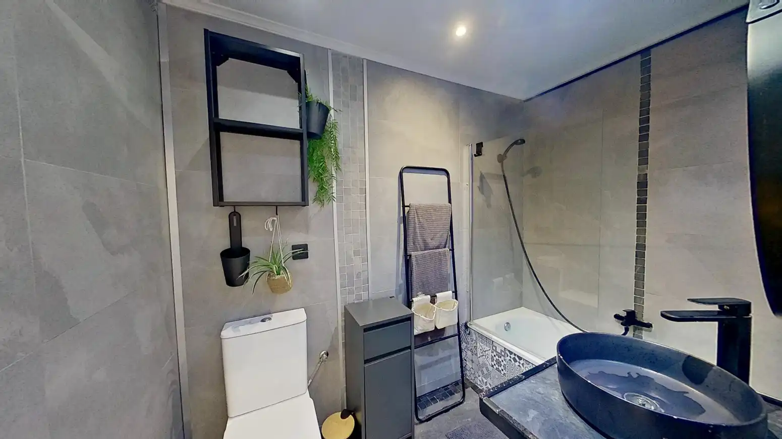 Baño de Ático en venta en Santander con Amueblado