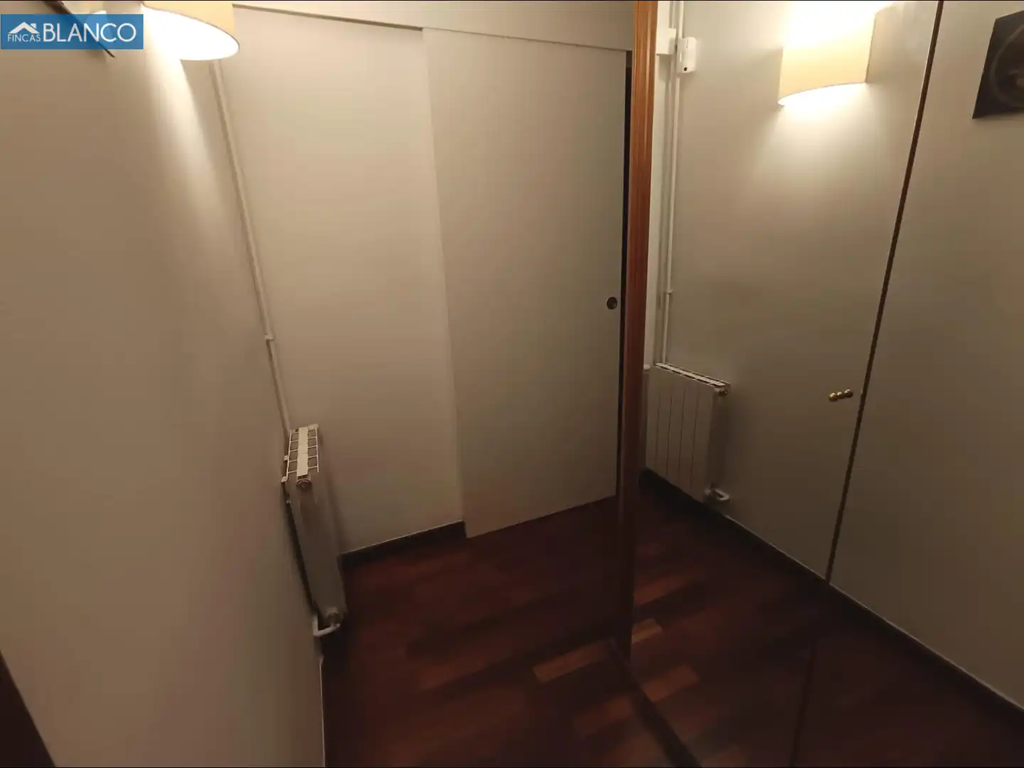 Piso en venta en L'Hospitalet de Llobregat con Aire acondicionado, Calefacción y Parquet