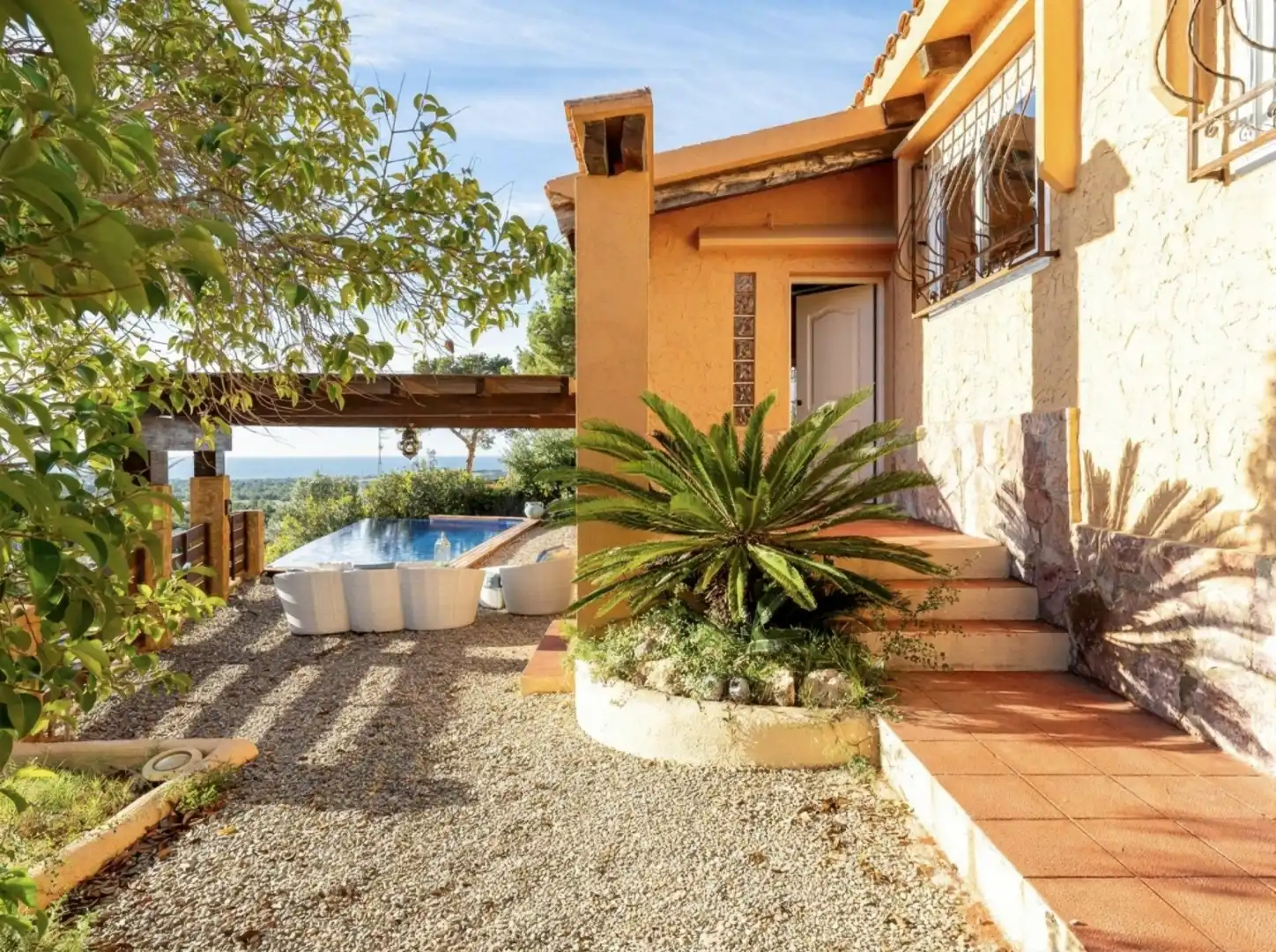 Jardín de Casa o chalet en venta en Roda de Berà con Aire acondicionado, Calefacción y Jardín privado