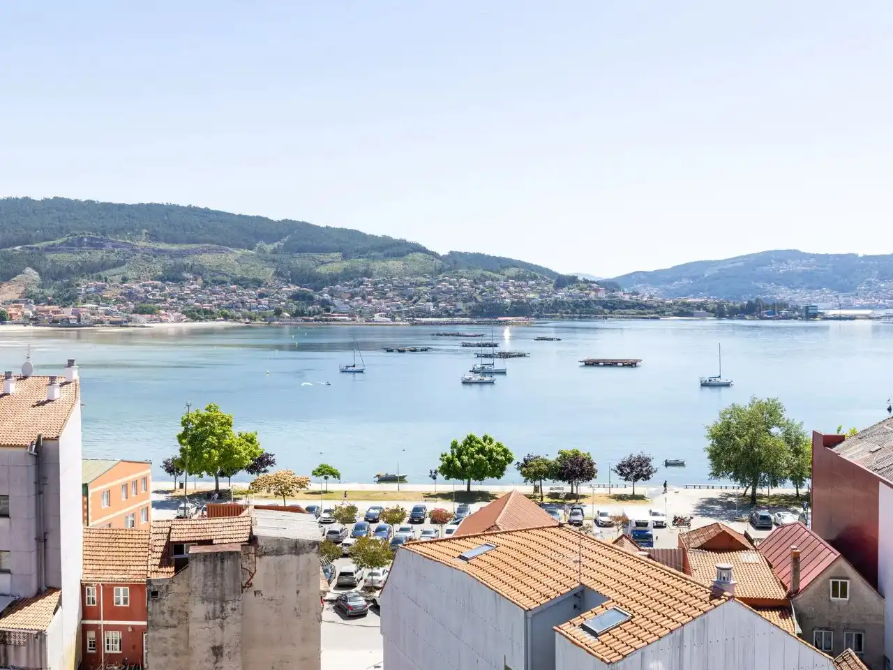 Exterior view of Attic for rent in Moaña, Pontevedra