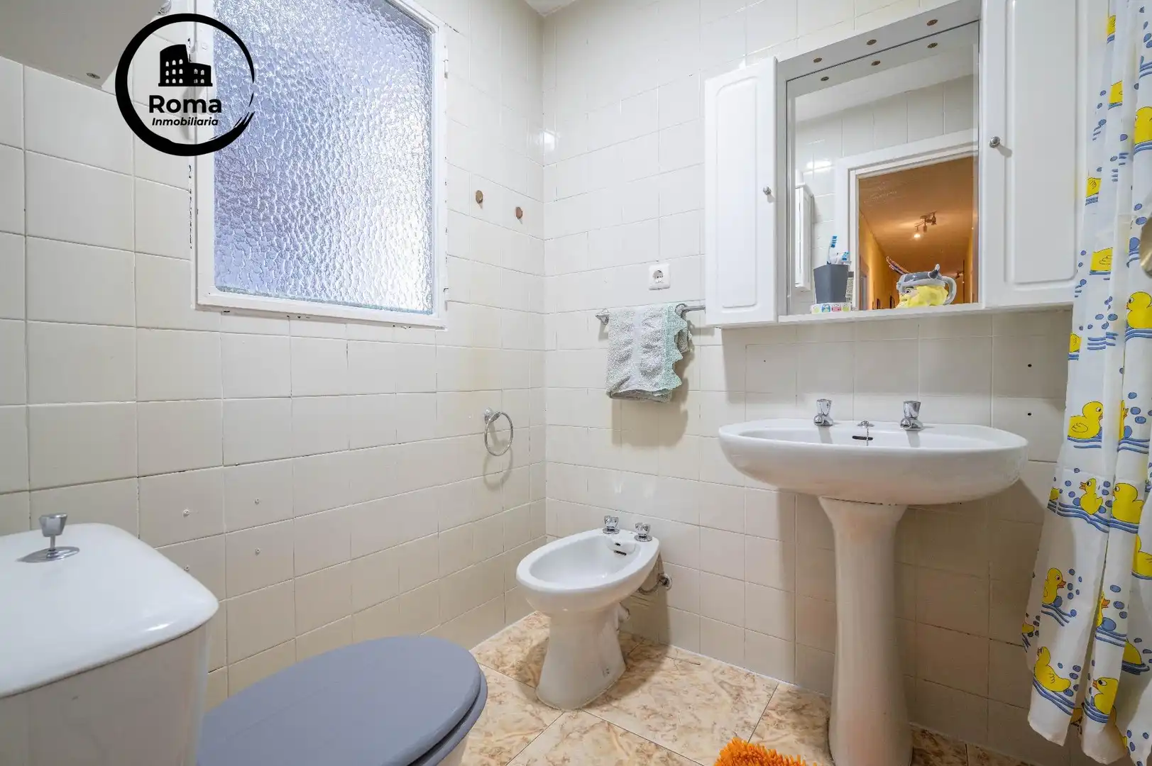 Baño de Piso en venta en Maracena con Aire acondicionado y Balcón