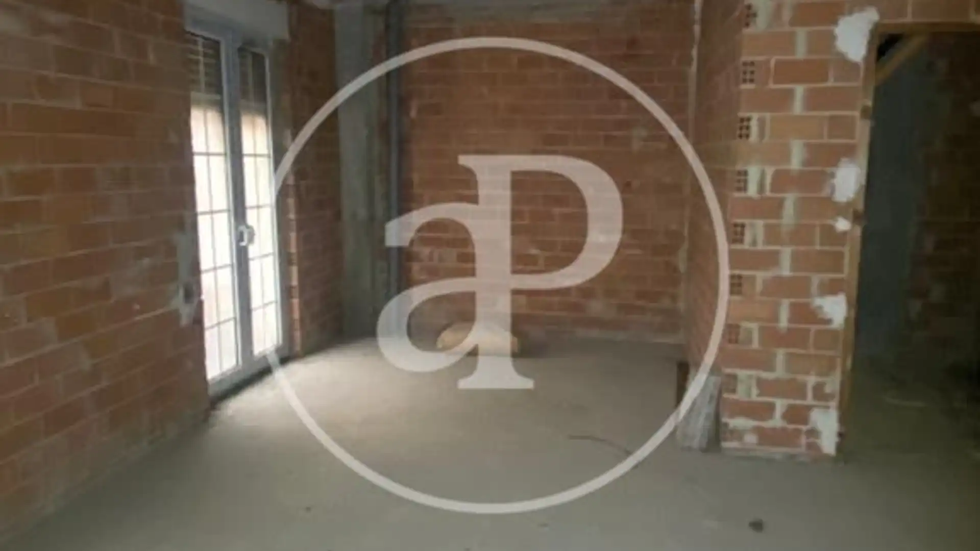 Single-family semi-detached for sale in  Valencia Capital  with Heating, Terrace and Balcony