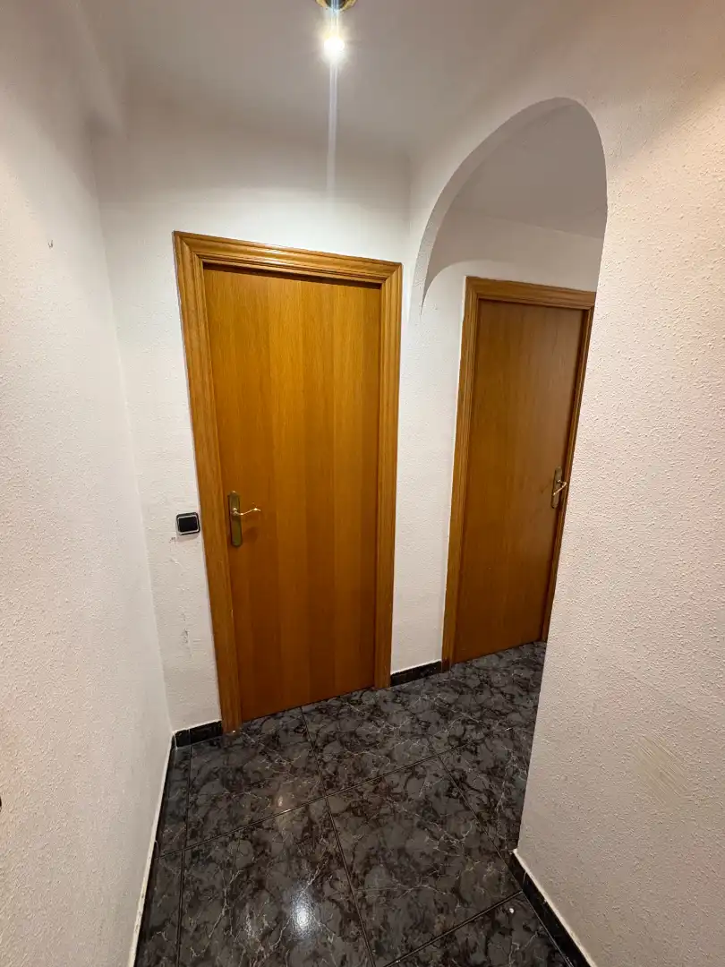 Piso con terraza en venta en Ronda de Sant Antoni de Llefià, imagen 2