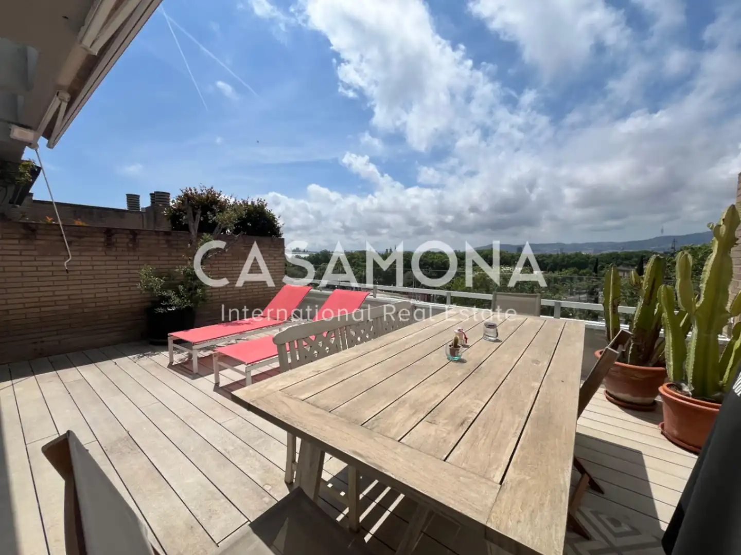 Terrassa de Apartament de lloguer en  Barcelona Capital amb Aire condicionat, Terrassa i Moblat