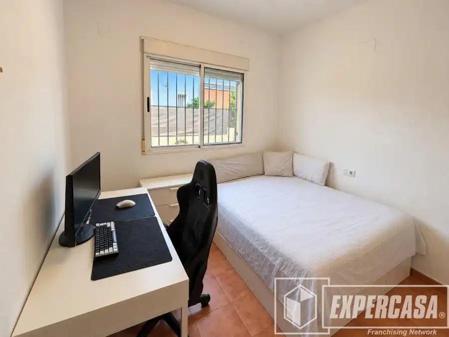 Chalet con piscina en venta en Casco Antiguo, imagen 23