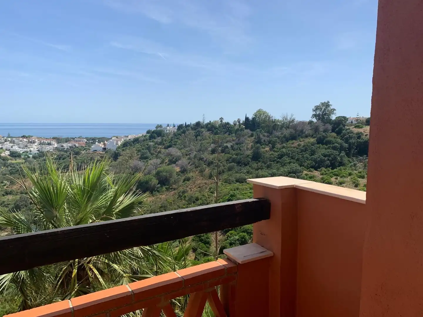 Vista exterior de Piso en venta en Marbella con Aire acondicionado, Jardín privado y Terraza