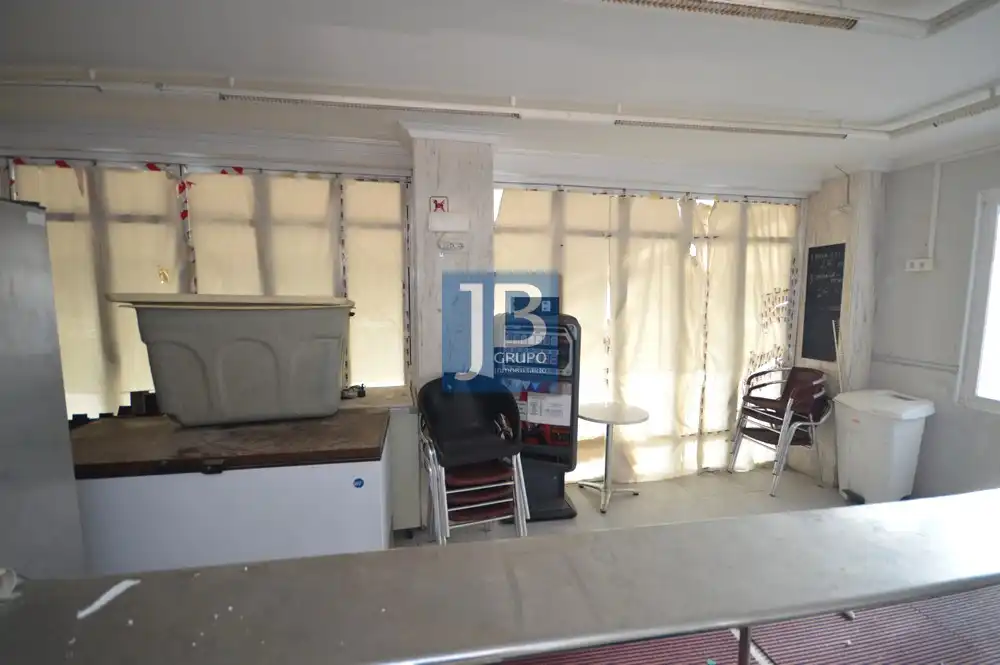 Local commercial à vendre à Avinguda de la Marina, imagen 9