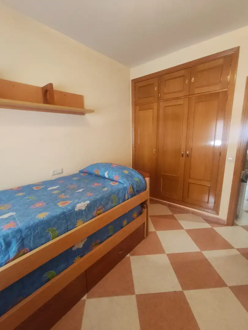 Bedroom of Flat for rent in Valmojado  with Air Conditioner, Heating and Private garden