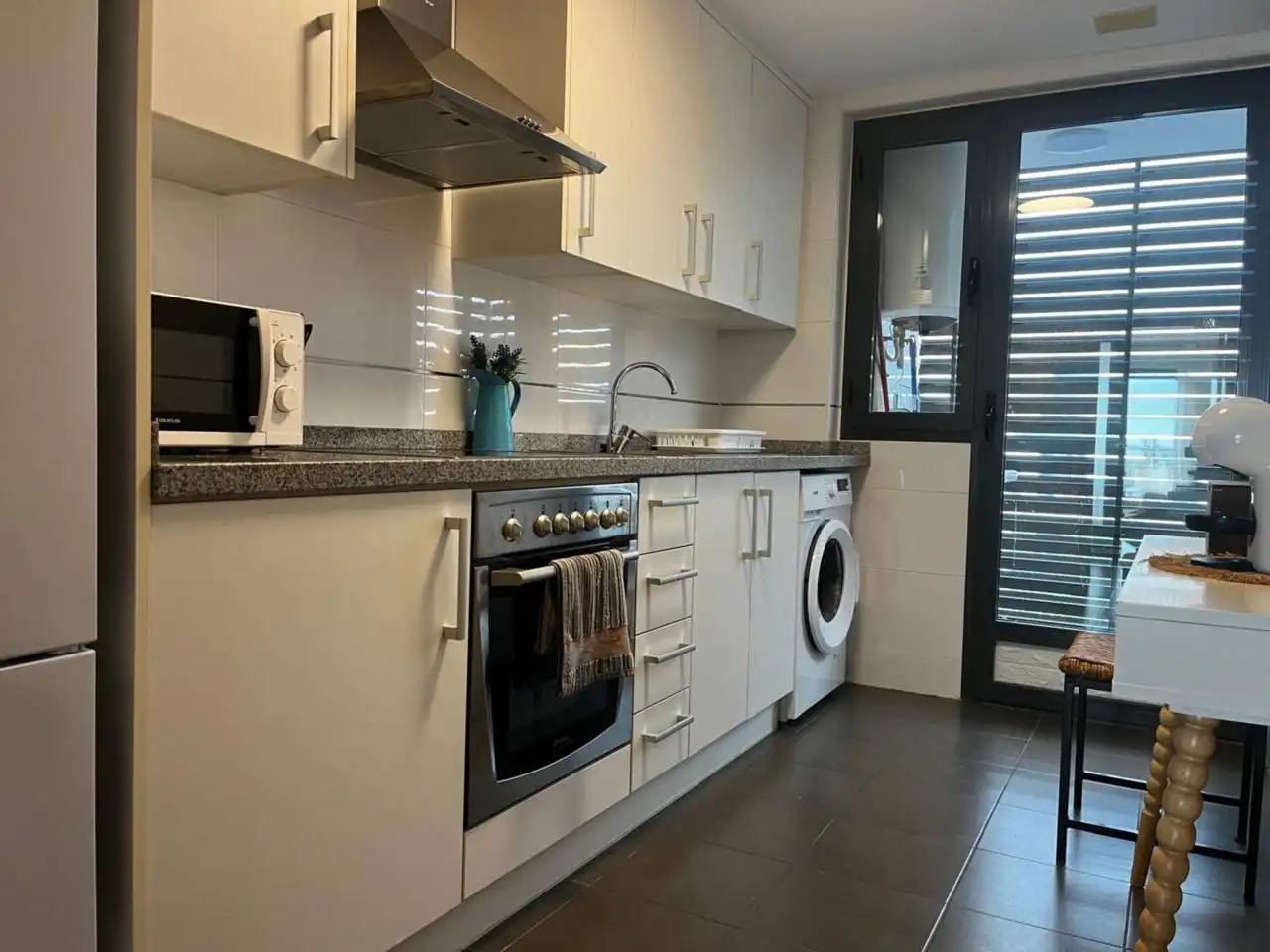 Küche von Wohnung zum Verkauf in San Jorge / Sant Jordi mit Klimaanlage, Heizung und Terrasse