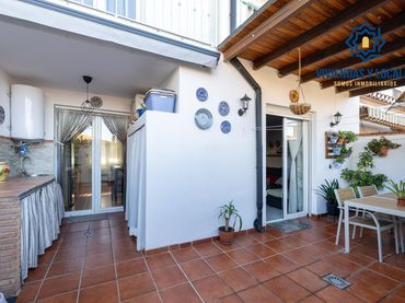 Maison avec balcon à vendre à La Zubia Ciudad