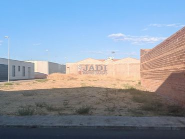 Wohnbaugrundstück zum Verkauf in Valdepeñas