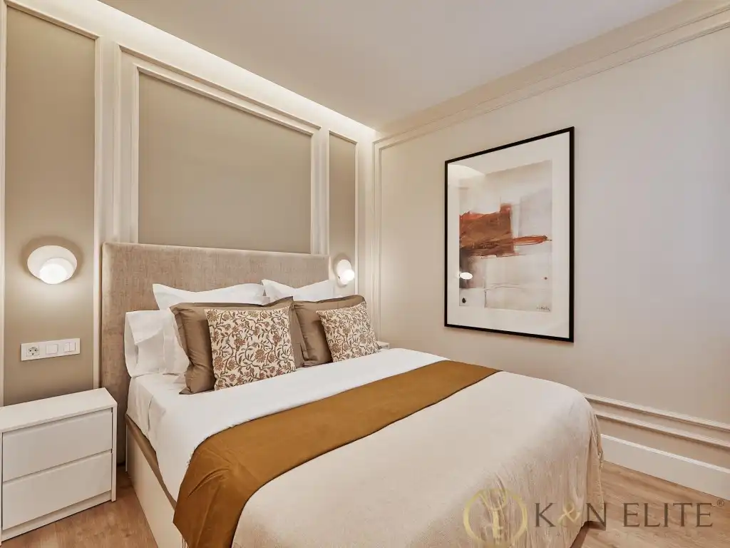 Bedroom of Attic for sale in Madrid  with Air Conditioner, Terrace and Swimming Pool