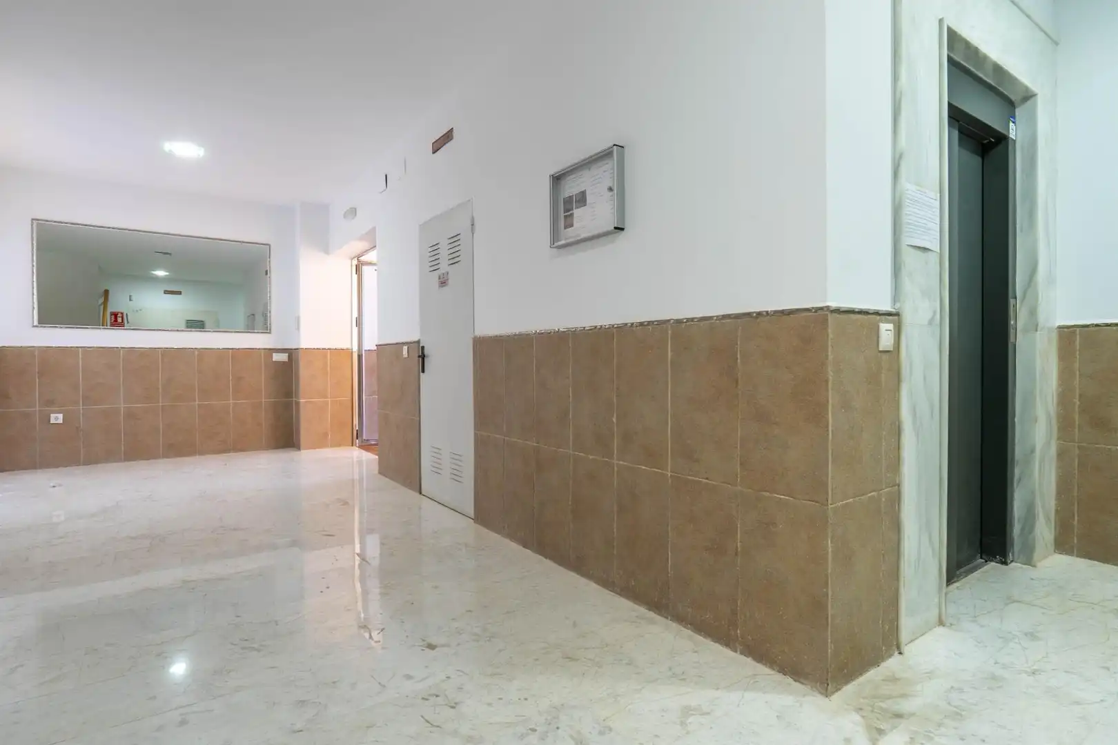 Apartamento en venta en Almuñécar con Jardín privado, Terraza y Piscina comunitaria