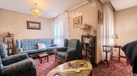 Foto 2 de Piso en venta en Santutxu - Basarrate, Bilbao