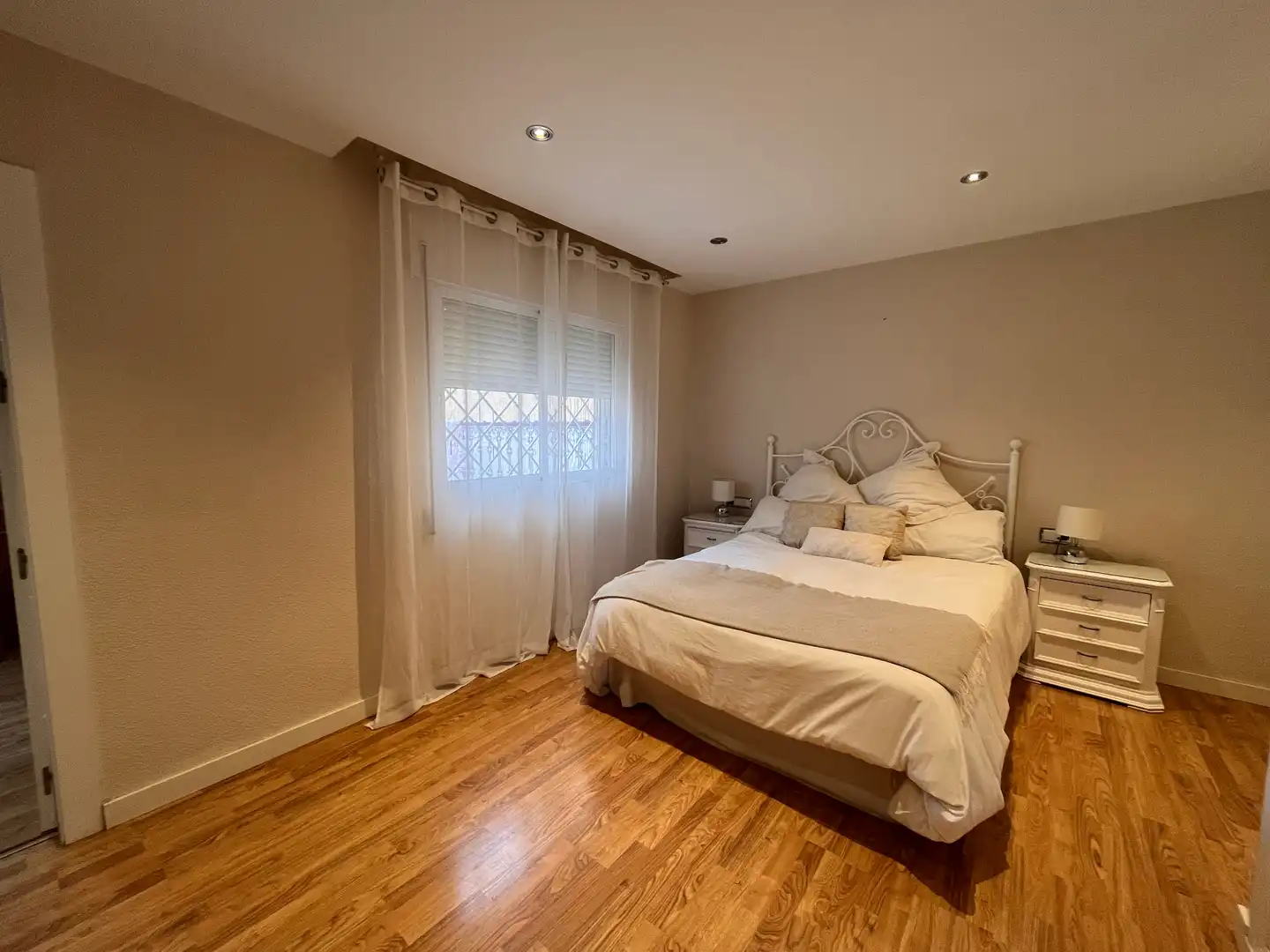 Habitación de Casa adosada en venta en Cartagena con Aire acondicionado, Calefacción y Jardín privado
