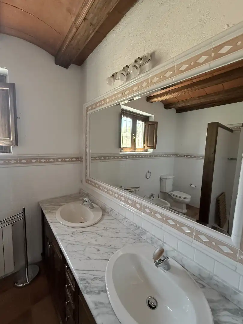 Bany de Casa o xalet en venda en El Bonillo amb Calefacció, Jardí privat i Terrassa