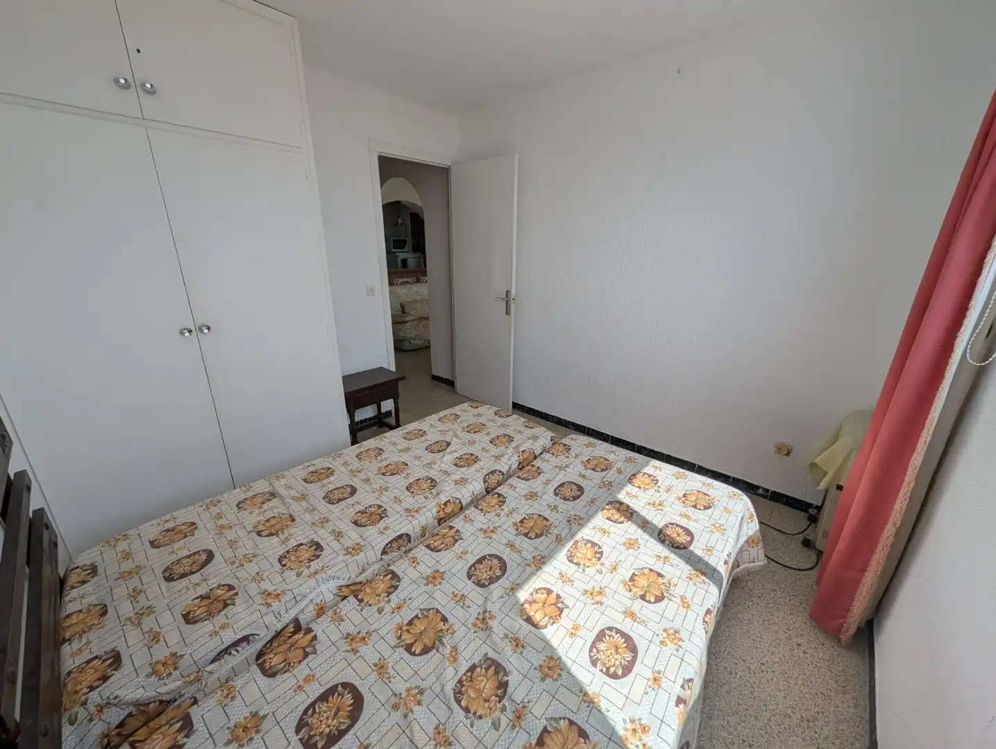 Dormitori de Apartament en venda en Empuriabrava amb Aire condicionat, Moblat i Forn
