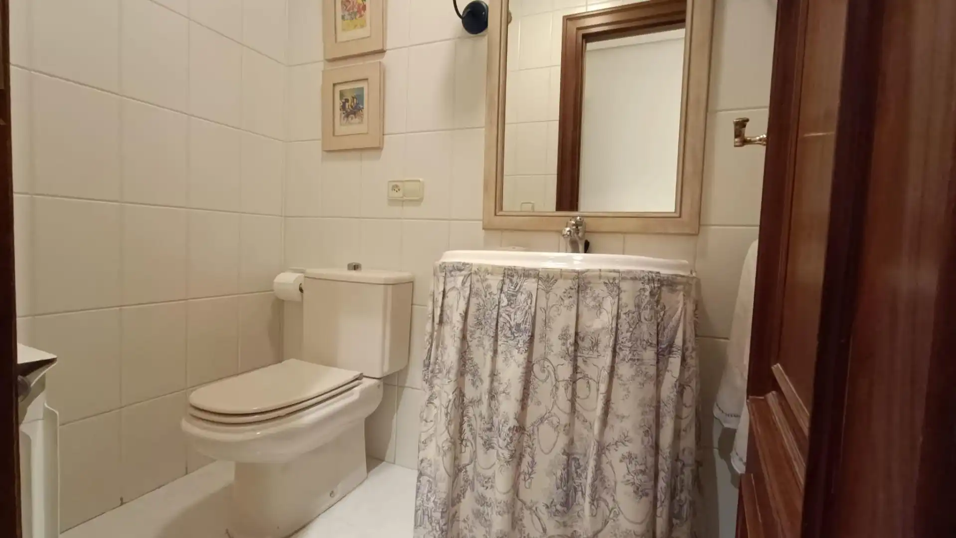 Baño de Piso en venta en Zamora Capital  con Calefacción, Parquet y Trastero