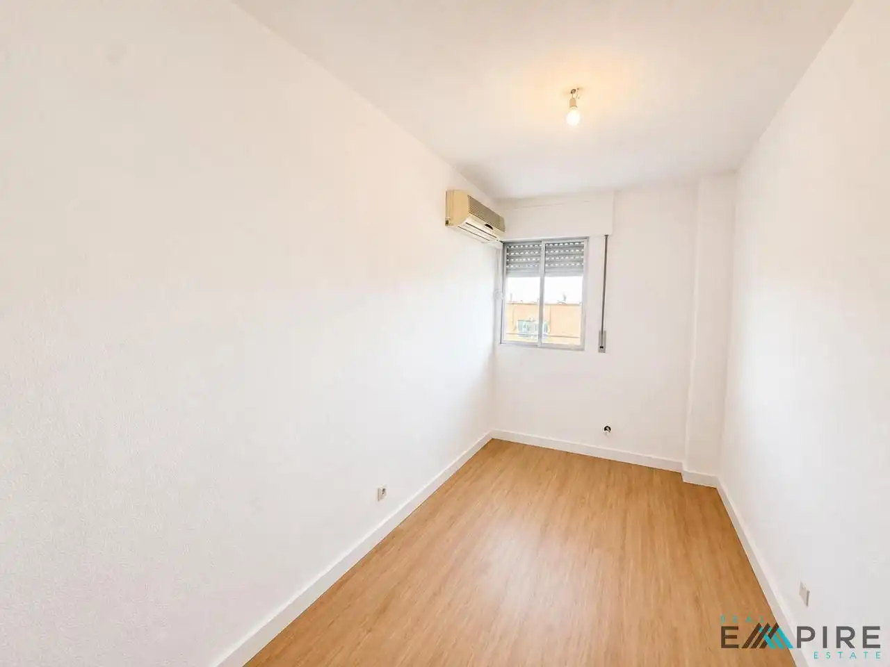 Bedroom of Flat for sale in Parla  with Air Conditioner and Terrace