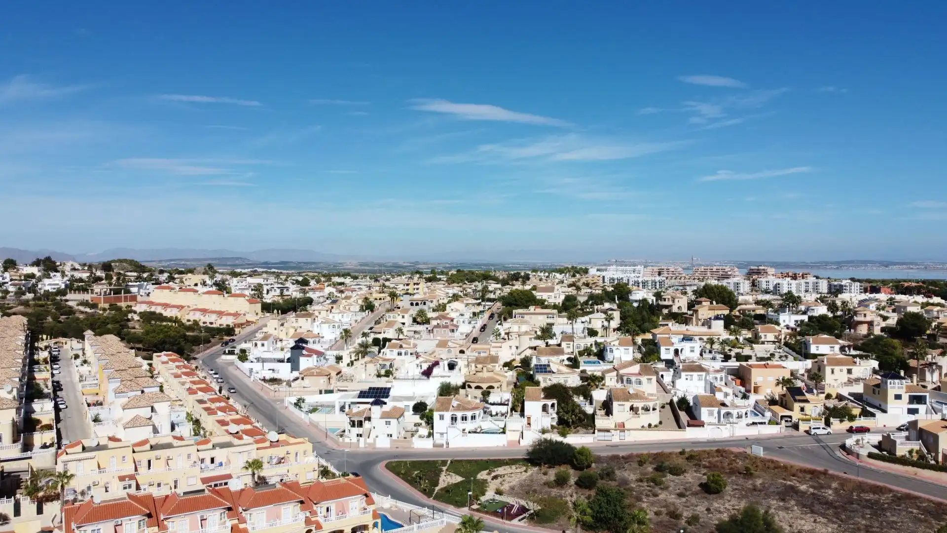 Vista exterior de Apartamento en venta en Orihuela con Piscina comunitaria
