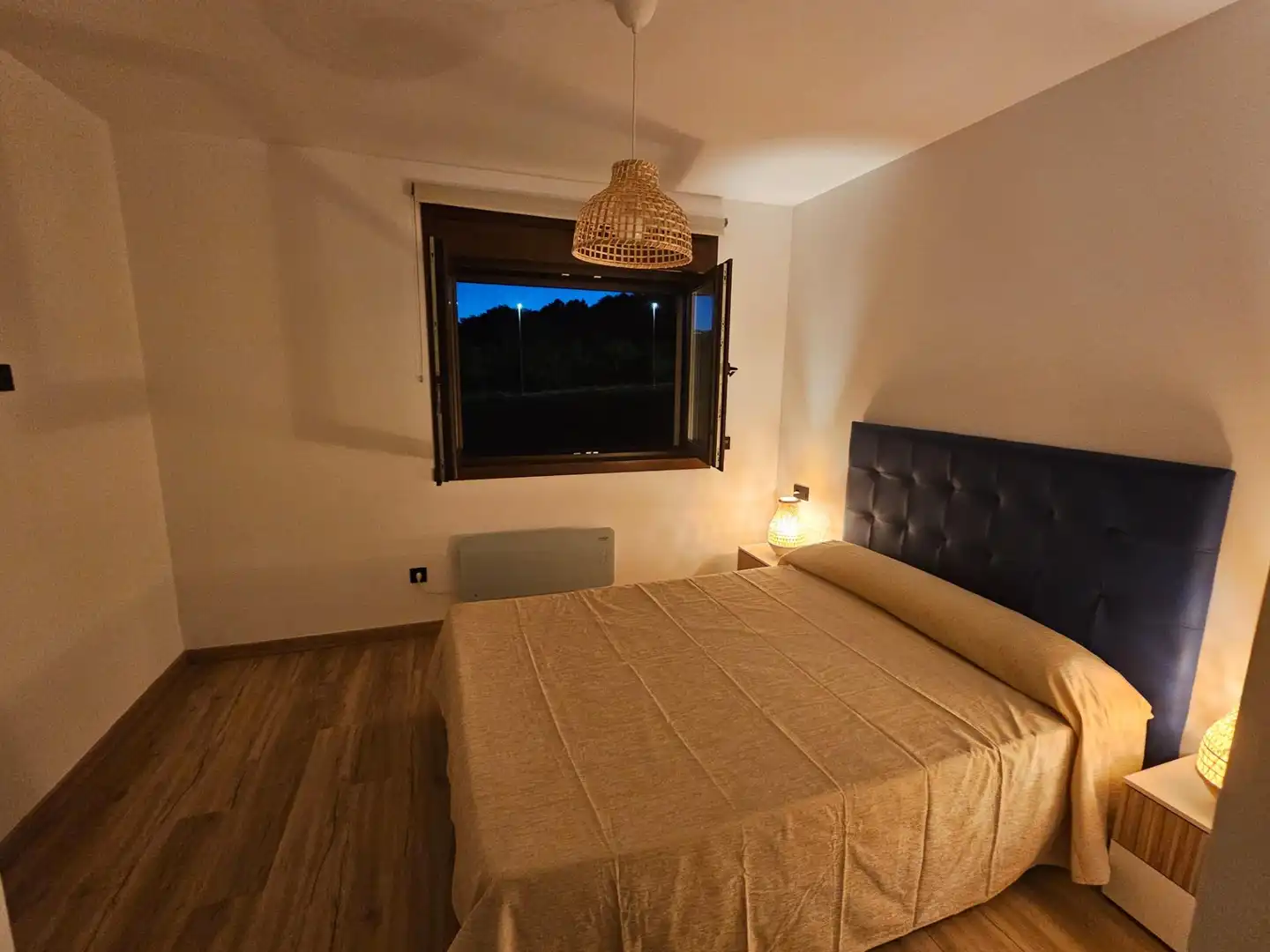 Dormitori de Casa o xalet en venda en Miño amb Jardí privat, Terrassa i Traster