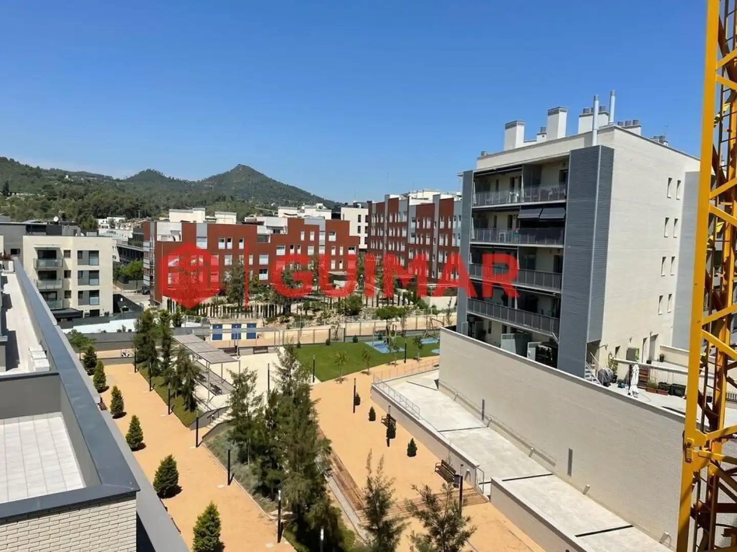 Außenansicht von Wohnung zur Miete in Sant Boi de Llobregat mit Heizung, Privatgarten und Parkett