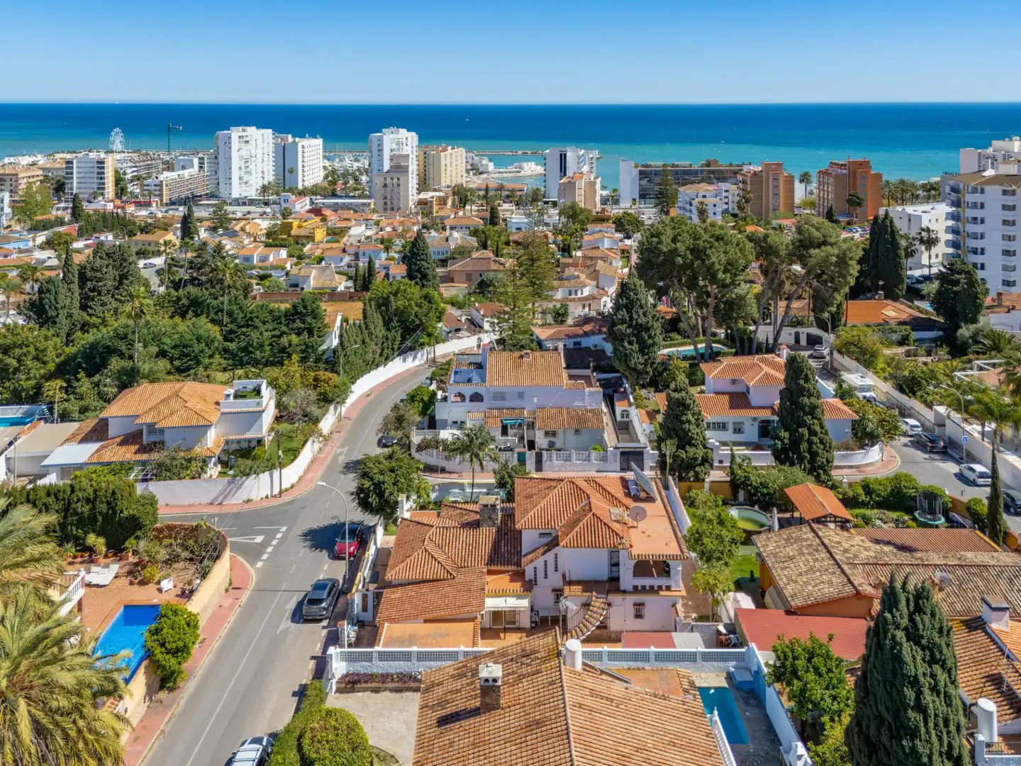 Exterior view of Houses for sale in Benalmádena  with Air Conditioner, Private garden and Swimming Pool