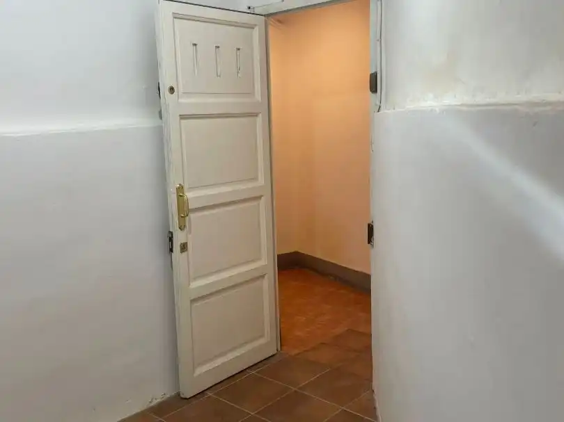 Storage room for rent in Madrid