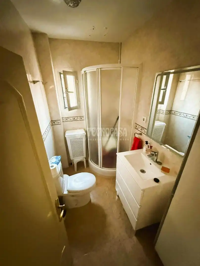 Bathroom of Flat for sale in Madrid  with Terrace
