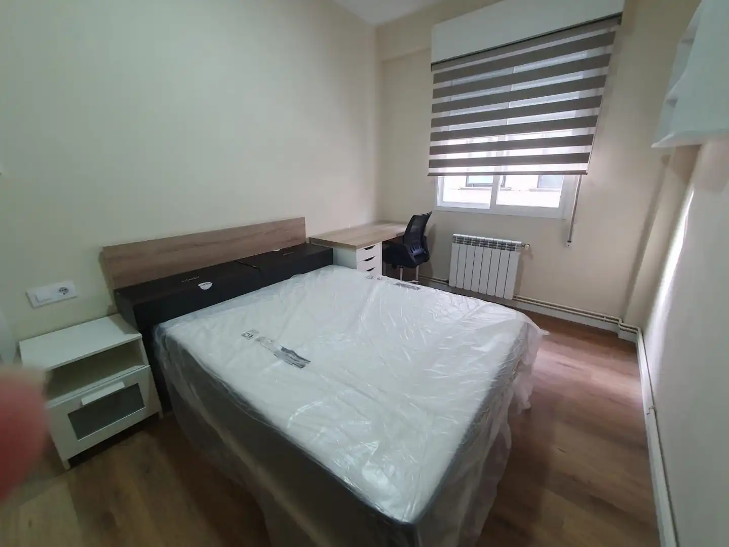 Habitación de Piso de alquiler en Ourense Capital  con Calefacción y Amueblado