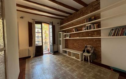 Living room of Flat for sale in  Barcelona Capital  with Balcony