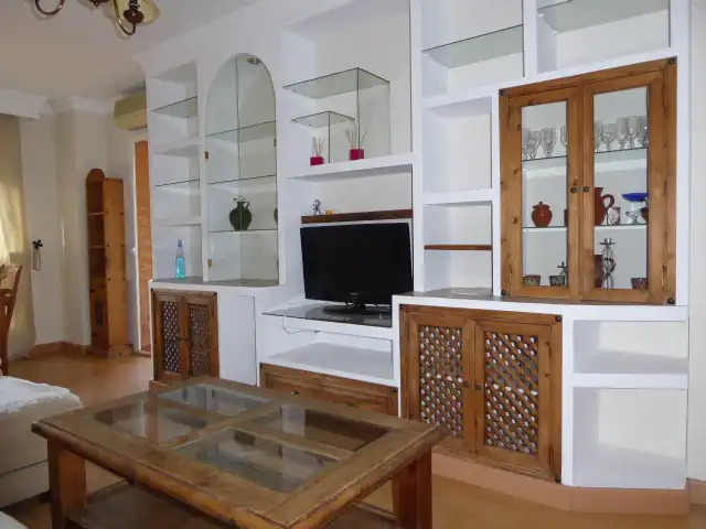 Wohnzimmer von Wohnung zur Miete in Málaga mit Klimaanlage, Terrasse und Möbliert
